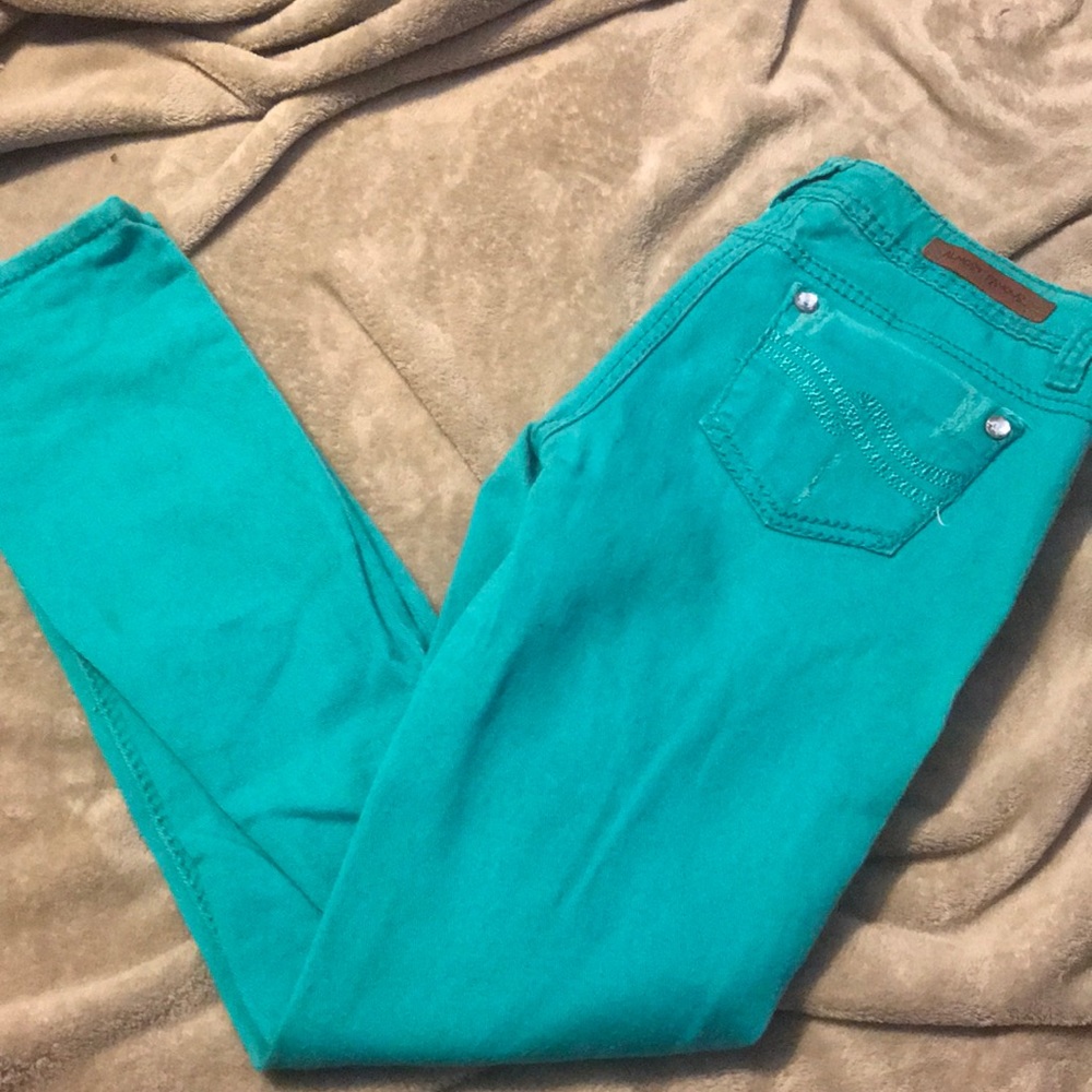 Fun Teal colored skinny jeans